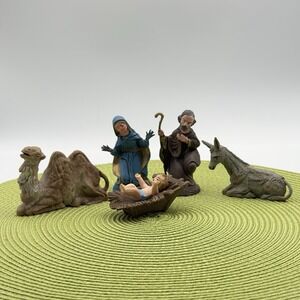 Vintage Christmas Nativity Set 5 Plastic‎ Figures Made in Italy